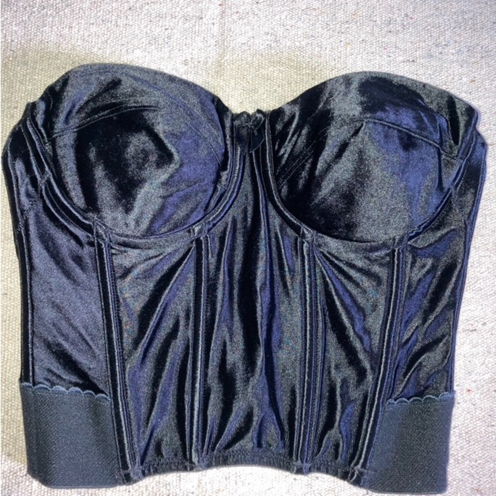 Vintage Victoria’s Secret Satin Corset Boned Bra Black Strapless second skin 32B